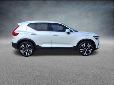 2023 Volvo XC40 Ultimate