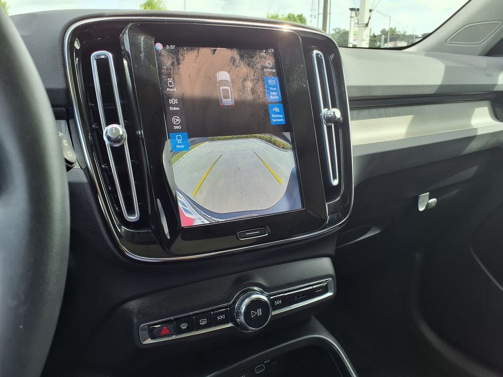 2023 Volvo XC40 Ultimate
