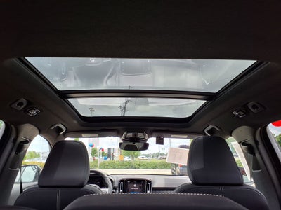 2023 Volvo XC40 B5 Plus Dark Theme