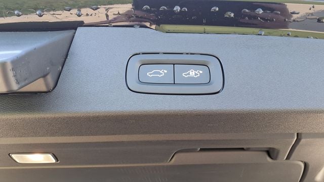 2025 Volvo V60 Cross Country B5 Plus
