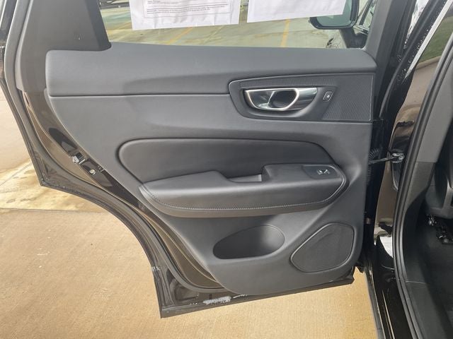 2025 Volvo XC60 B5 Core