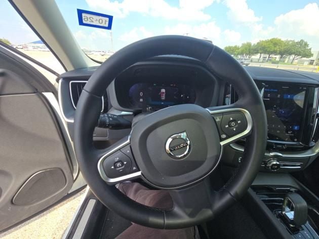 2025 Volvo XC60 B5 Core