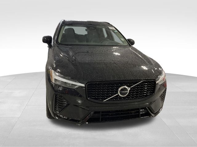 2025 Volvo XC60 B5 Core