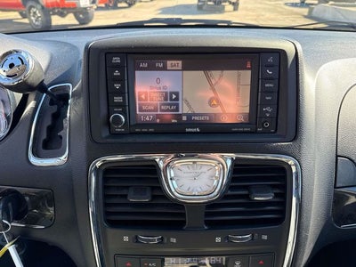 2012 Chrysler Town & Country Touring-L