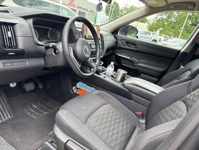 2023 Nissan Pathfinder S