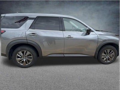 2023 Nissan Pathfinder S