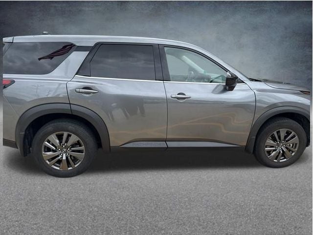 2023 Nissan Pathfinder S
