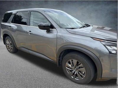 2023 Nissan Pathfinder S