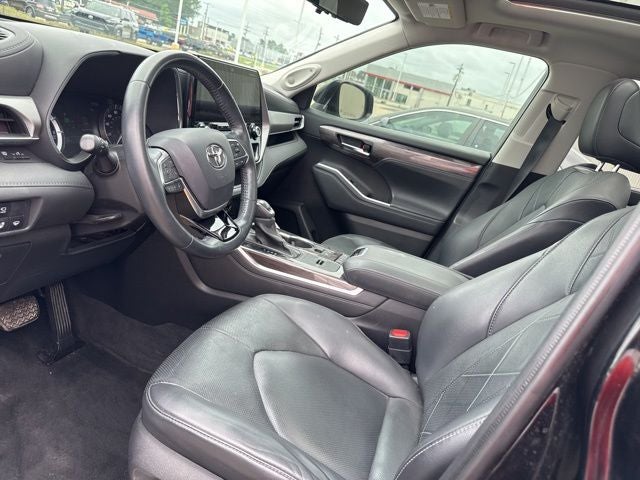 2021 Toyota Highlander Platinum
