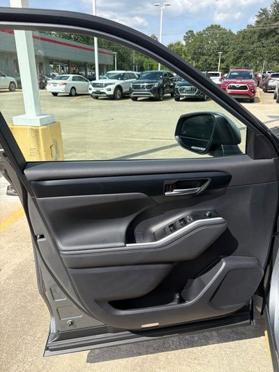 2026 Toyota Highlander Hybrid XLE