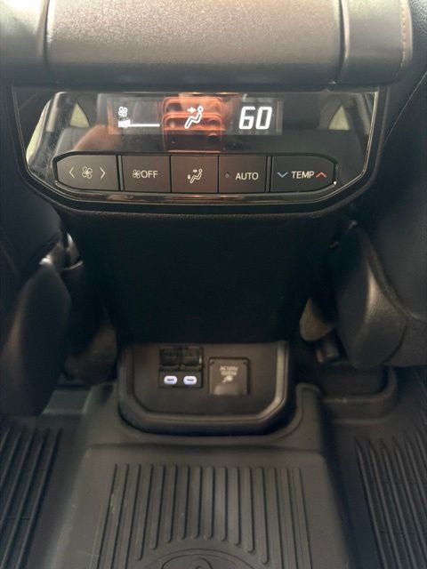 2026 Toyota Highlander Hybrid Limited