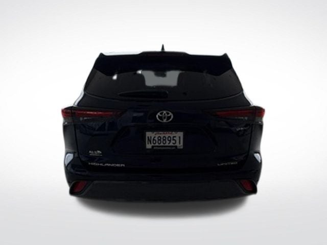 2026 Toyota Highlander Hybrid Limited