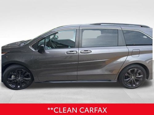 2022 Toyota Sienna XSE 7 Passenger