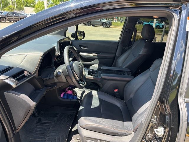 2021 Toyota Sienna XSE 7 Passenger