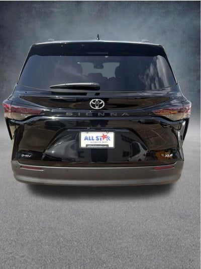 2026 Toyota Sienna XLE 8 Passenger