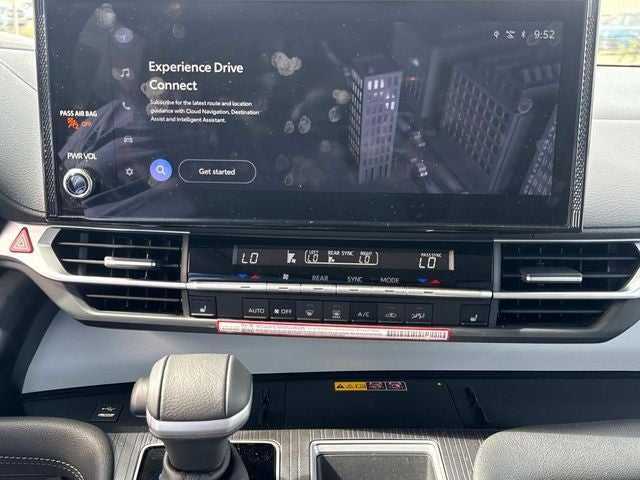 2026 Toyota Sienna XLE 8 Passenger