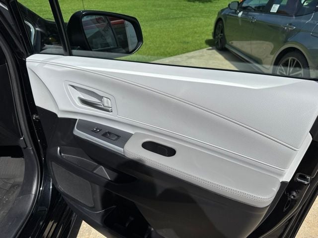 2026 Toyota Sienna XLE 7 Passenger