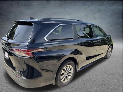 2026 Toyota Sienna XLE 7 Passenger