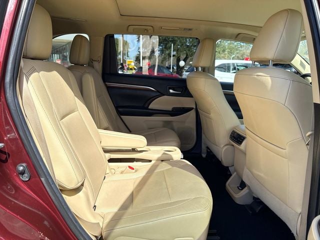2019 Toyota Highlander Limited Platinum