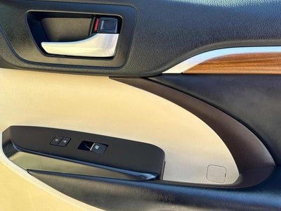 2019 Toyota Highlander Limited Platinum