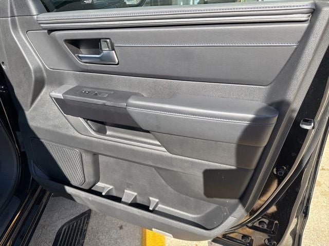 2025 Toyota Tundra Hybrid Platinum