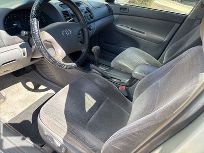 2004 Toyota Camry LE