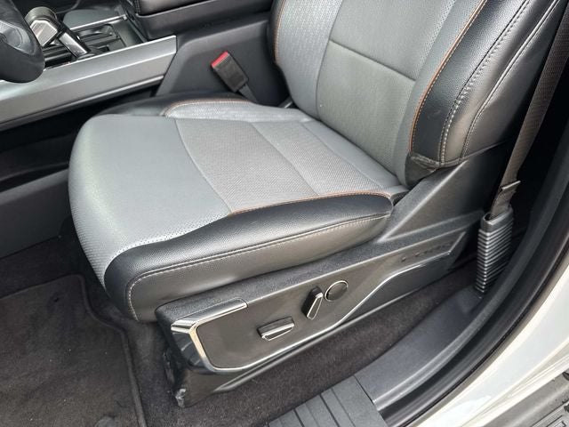 2024 Ford F-150 Lightning Lariat