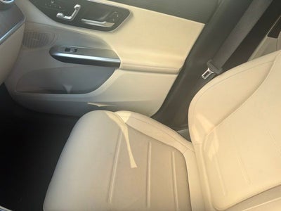 2024 Mercedes-Benz GLC GLC 300